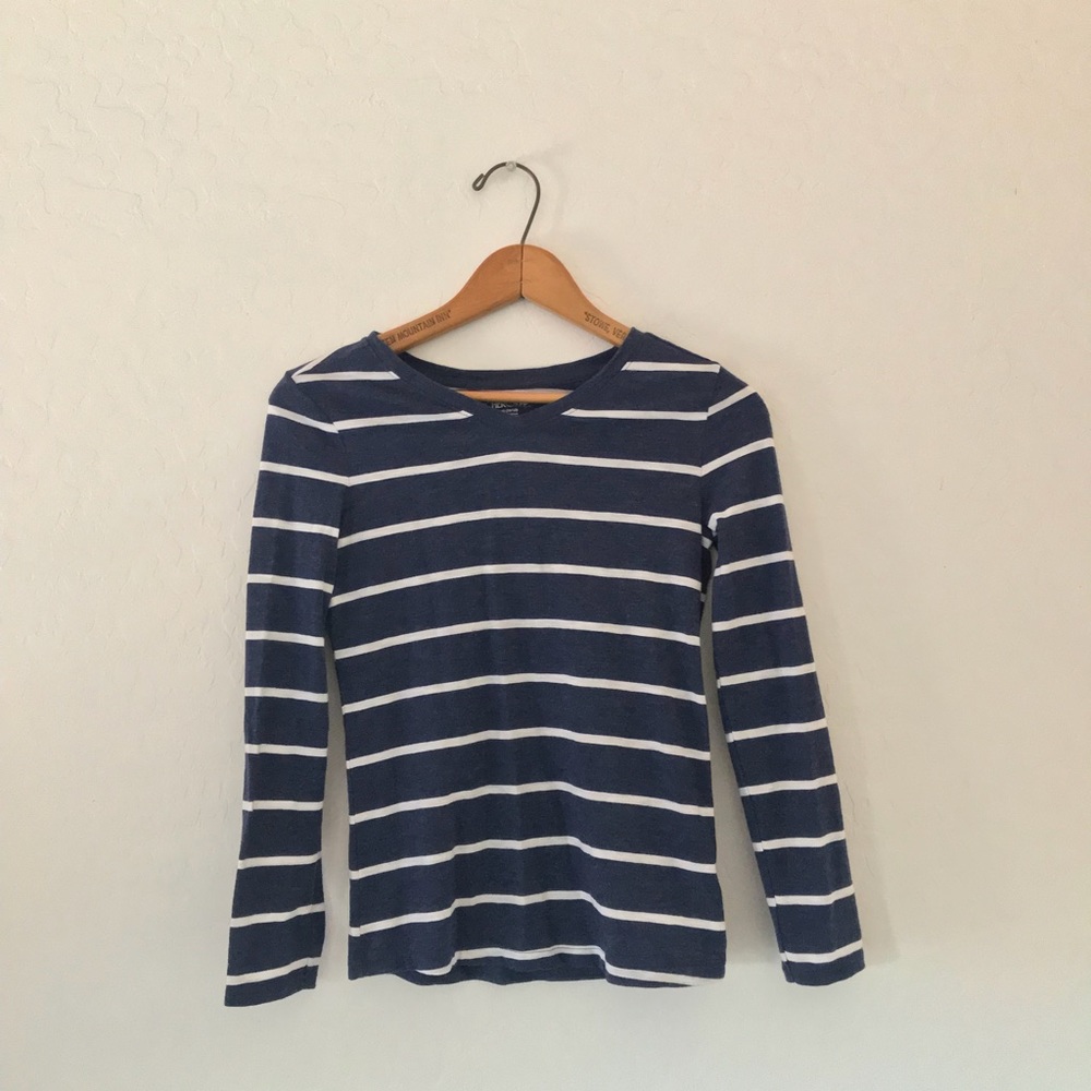 Cherokee blue striped long sleeve tee
